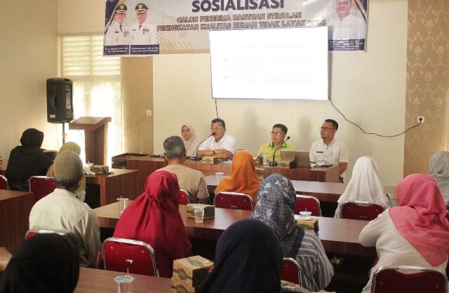 19 Keluarga Terima Bantuan Perbaikan Rumah Layak Huni di Kota Payakumbuh