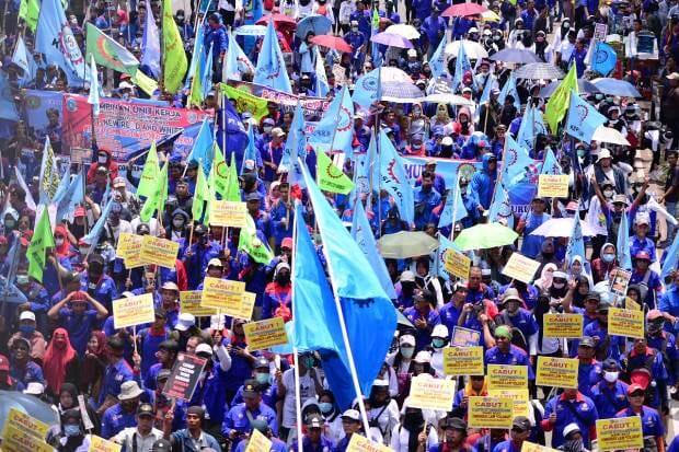 Buruh Beri Apresiasi Tinggi untuk Kebijakan Pro-Rakyat, saat Prabowo Hadiri May Day